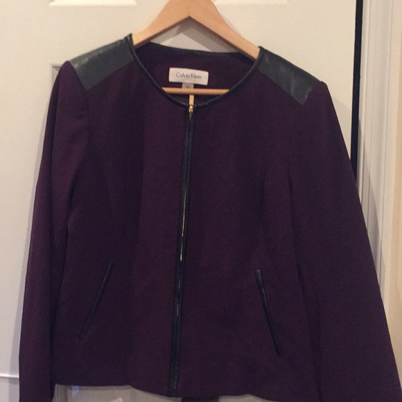 Calvin Klein - Picture 5 of 5